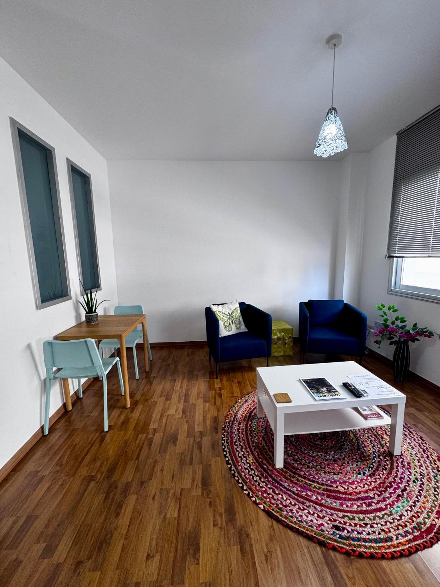 Lovely Studio Apartment In Pafos Exterior foto